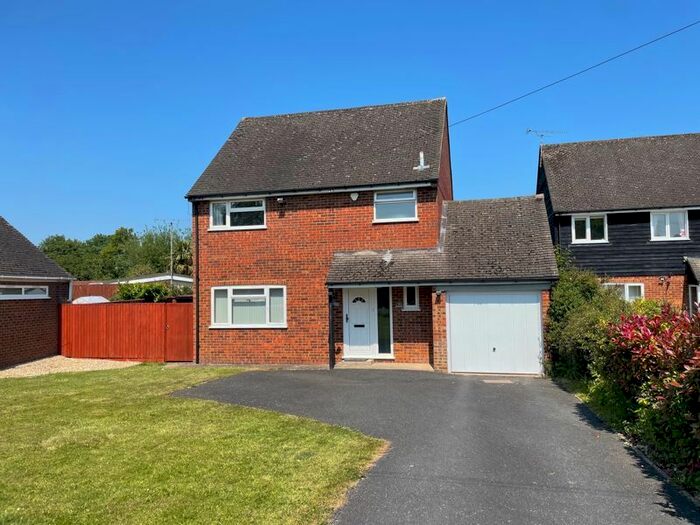 3 Bedroom Detached House For Sale In Grimms Meadow, Walters Ash, High Wycombe, HP14