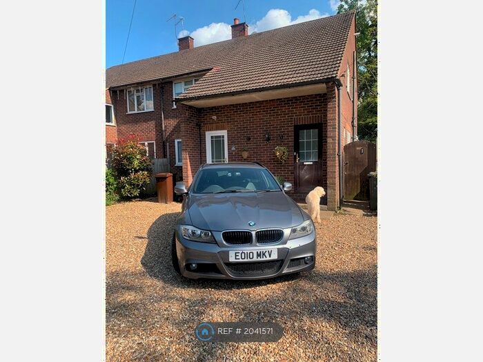 2 Bedroom Maisonette To Rent In The Hollies, Addlestone, KT15