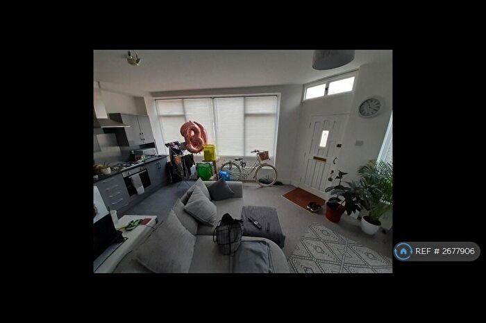 1 Bedroom Flat To Rent In Hayward Road, Barton Hill, Bristol, BS5