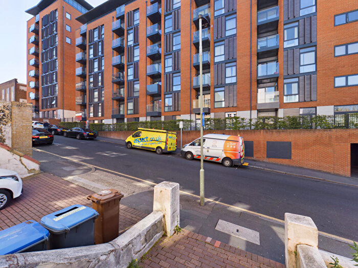 2 Bedroom Apartment To Rent In William House Ringers Road, Bromley Kent, BR1