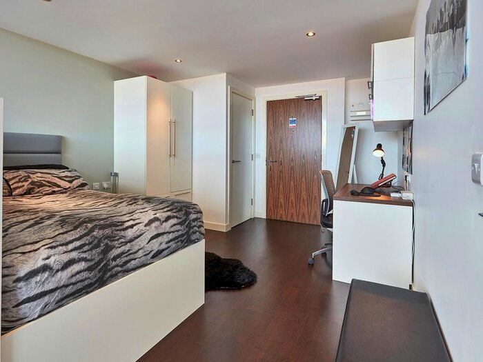 Studio To Rent In Apt, Piccadilly Residence #, YO1