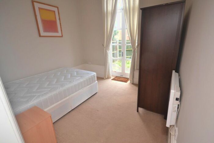 1 Bedroom Flat To Rent In Wilton Road, Reading, RG30