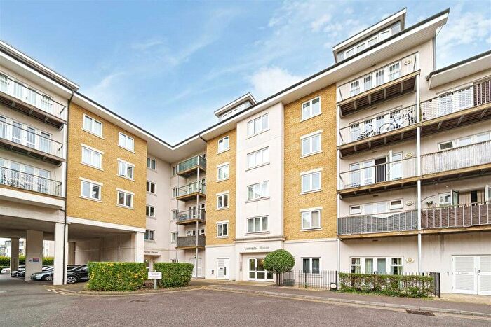 2 Bedroom Flat For Sale In Park Lodge Avenue, West Drayton, Greater London, UB7