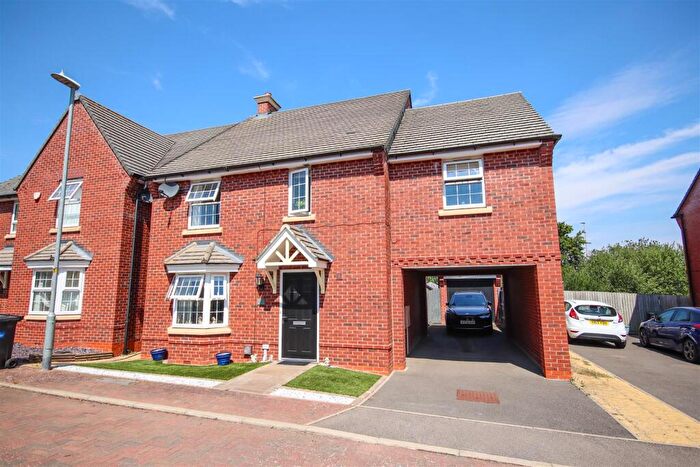 4 Bedroom Detached House For Sale In , Heron Close, Higham Ferrers, NN10