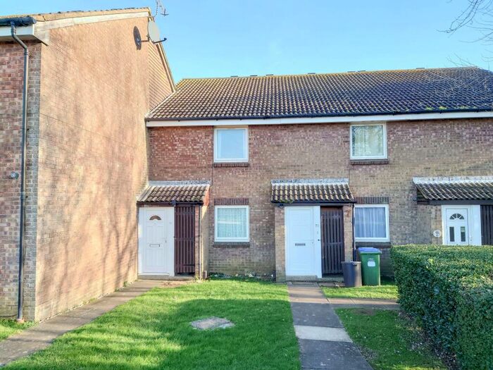 1 Bedroom Maisonette To Rent In Hoddern Avenue, Peacehaven, BN10