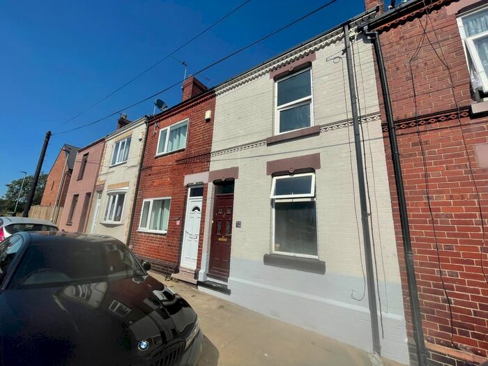 2 Bedroom Terraced House To Rent In Close Street, Hemsworth, Pontefract, WF9