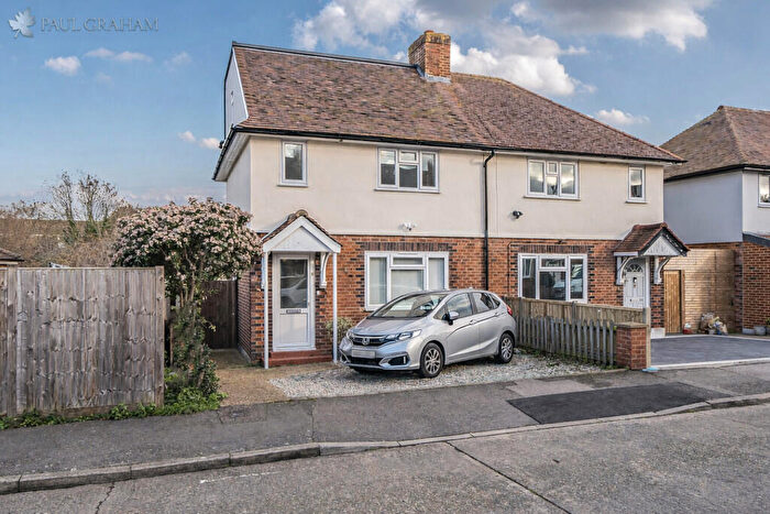 3 Bedroom Semi Detached House For Sale In Byne Road, Carshalton, SM5