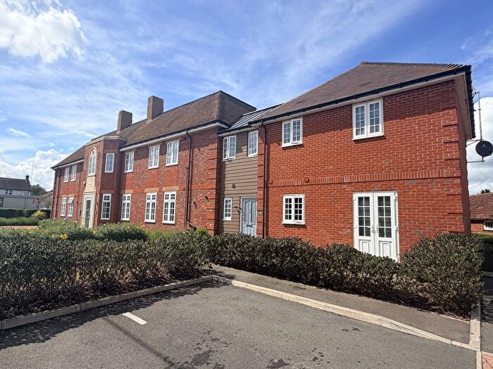 2 Bedroom Flat For Sale In Grundisburgh Road, Woodbridge, IP12