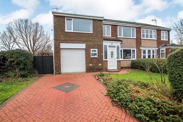 4 Bedroom Semi Detached House For Sale In Lascelles Avenue, Newton Aycliffe, DL5