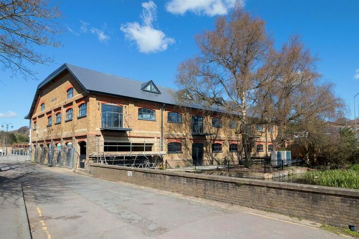 2 Bedroom Flat To Rent In Crabble Hill, The Paper Mill Crabble Hill, CT17