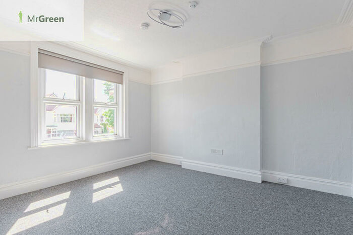 1 Bedroom Apartment To Rent In Chestnut Avenue, Southbourne, BH6