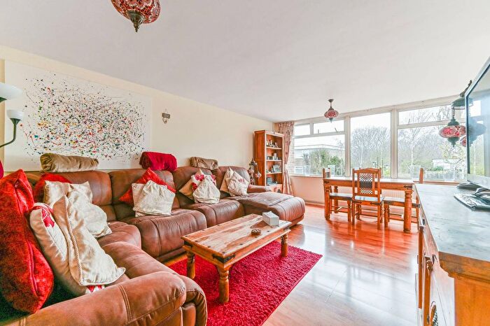 4 Bedroom Terraced House For Sale In White Lodge, Upper Norwood, London, SE19