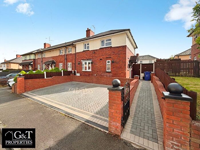 4 Bedroom End Terrace House For Sale In Worcester Road, Dudley, DY2