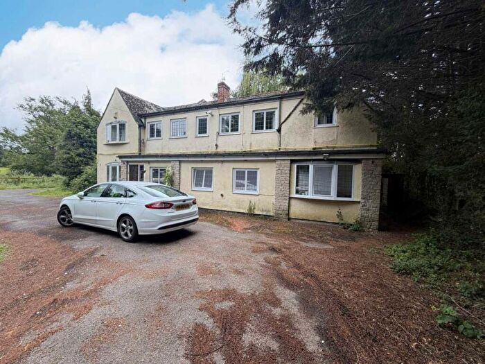 10 Bedroom Detached House For Sale In The Paddocks, Barnard Gate, Witney, Oxfordshire, OX29