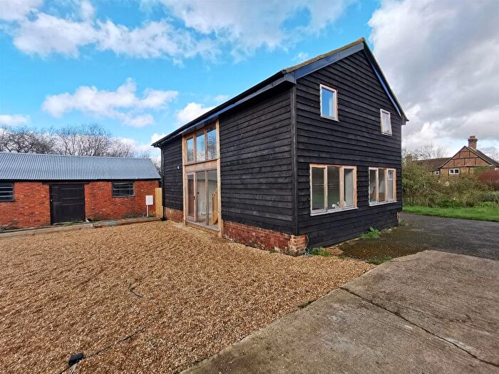 3 Bedroom Detached House For Sale In Moats Lane, South Nutfield, RH1