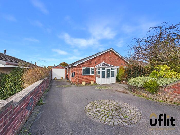 3 Bedroom Detached Bungalow For Sale In Munsbrough Lane, Rotherham, S61