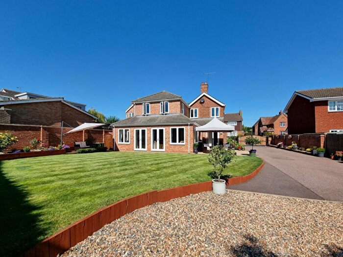 4 Bedroom Detached House For Sale In George Street, Maulden, Bedfordshire, MK45