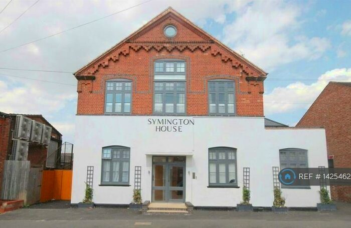 2 Bedroom Flat To Rent In Spring Street, Rugby, CV21