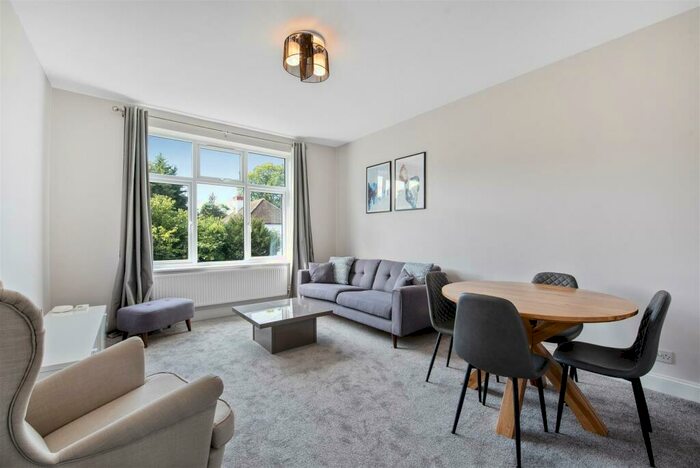 2 Bedroom Apartment To Rent In The Avenue, Ascot, SL5