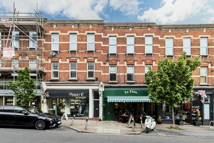2 Bedroom Flat To Rent In Leopold Road, London, SW19