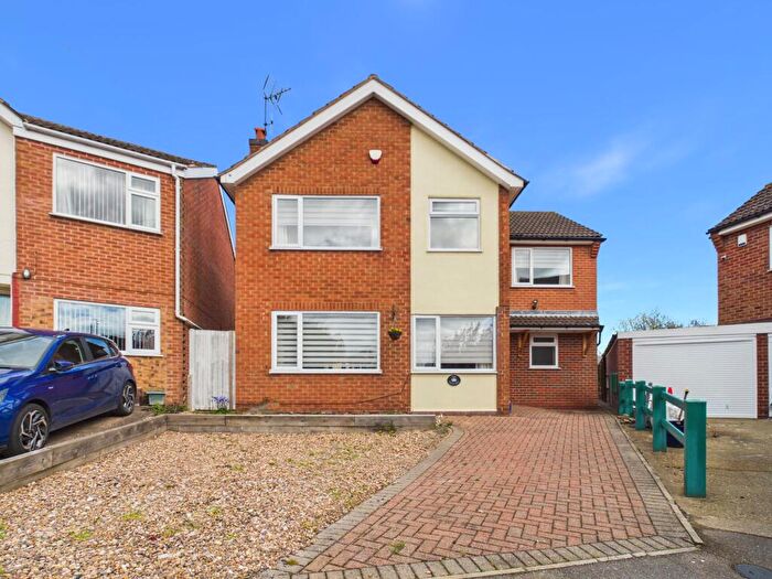 4 Bedroom Detached House For Sale In Dover Beck Close, Calverton, Nottingham, NG14