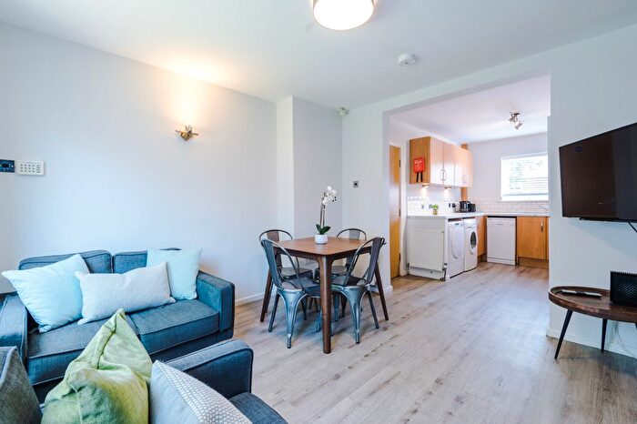 4 Bedroom Terraced House To Rent In Milton Place, Newcastle, NE2