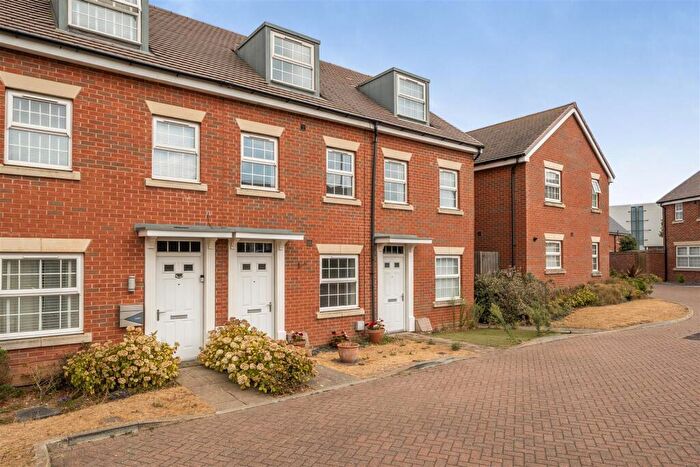 3 Bedroom Terraced House For Sale In Castle Drive, Margate, CT9