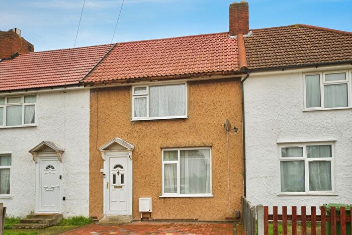 3 Bedroom Terraced House For Sale In Bromhall Road, Dagenham, RM8