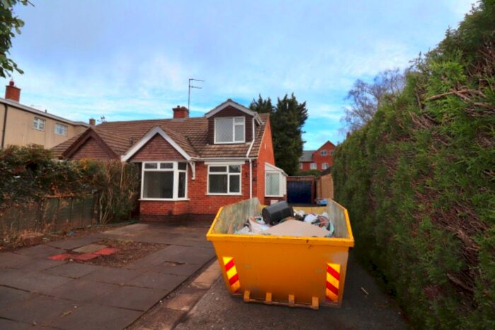 3 Bedroom Semi-Detached House To Rent In Chalcombe Avenue, Northampton NN2