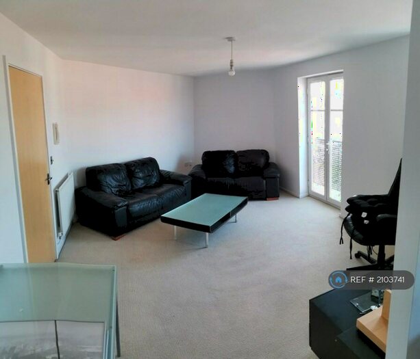 2 Bedroom Flat To Rent In St James Village, Gateshead, NE8
