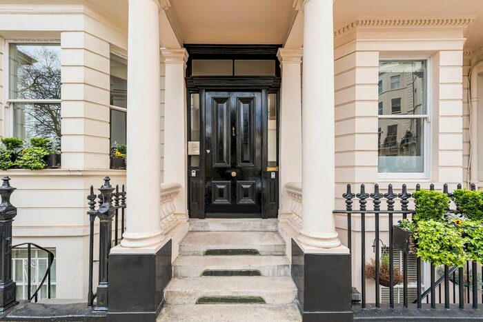 2 Bedroom Flat To Rent In Stanhope Gardens, London, SW7