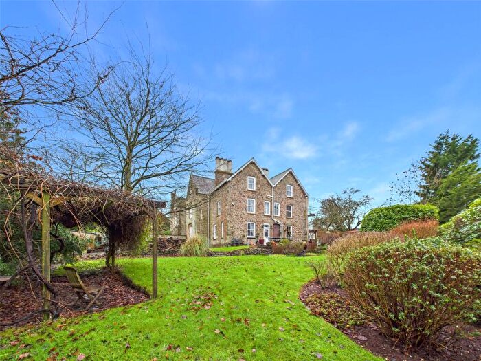 6 Bedroom Semi Detached House For Sale In Essington, North Tawton, EX20