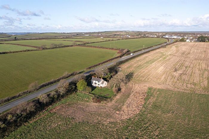 2 Bedroom Detached House For Sale In Johnston, Haverfordwest, SA62