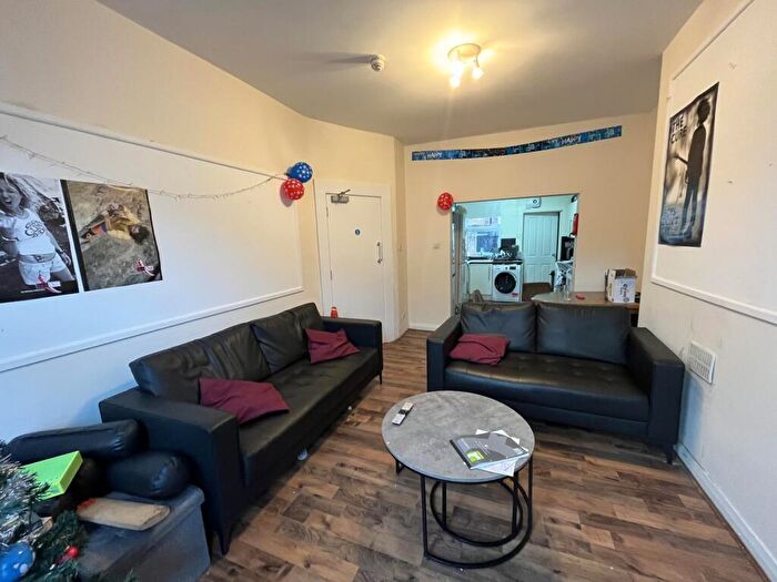 6 Bedroom House To Rent In Borrowdale Road, Liverpool, L15