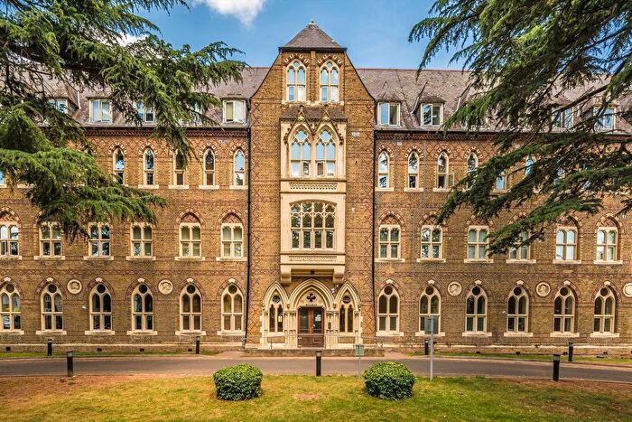 1 Bedroom Flat To Rent In Borough Road, Osterley, TW7