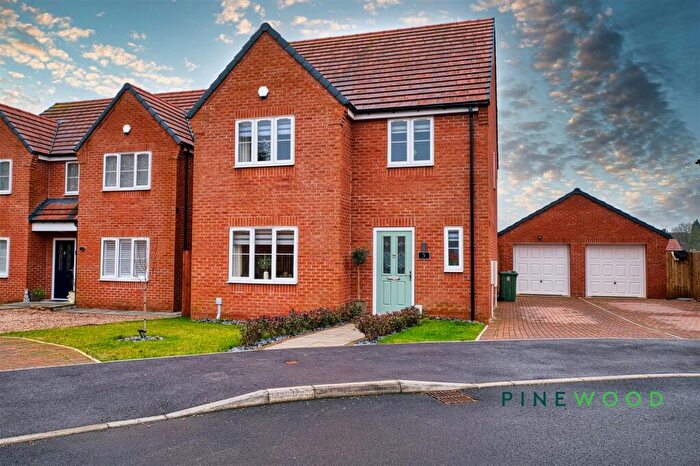 4 Bedroom Detached House For Sale In Harewood Close, Bolsover, S44