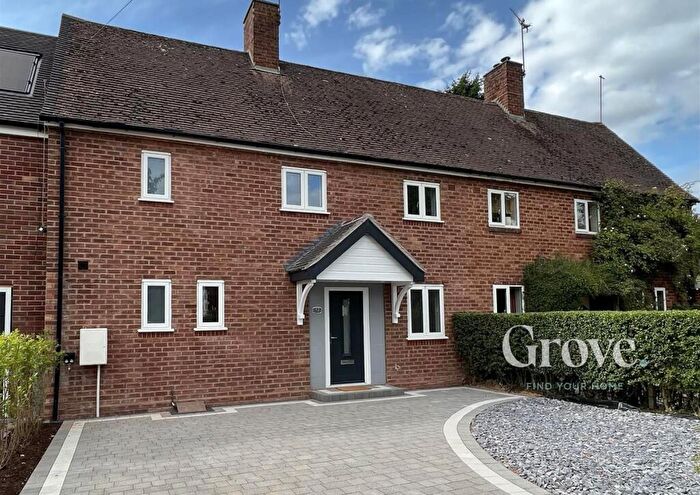 3 Bedroom Terraced House For Sale In Kings Meadow, Clent, DY9