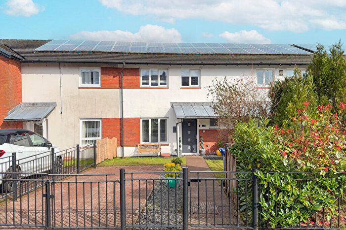 3 Bedroom Terraced House For Sale In Knowes View, Faifley, G81