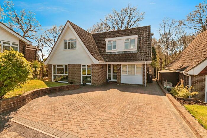 4 Bedroom Detached House For Sale In The Ridings, Bexhill-On-Sea, TN39
