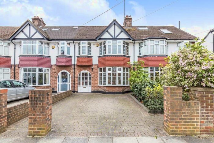 3 Bedroom Semi-Detached House To Rent In Heathfield North, Twickenham, TW2