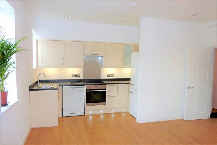 2 Bedroom Flat To Rent In Zetland Road, Bristol, BS6