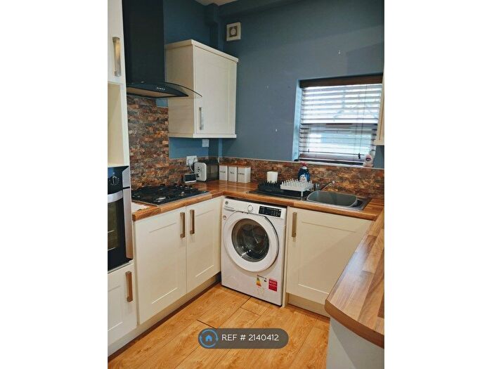 3 Bedroom Semi-Detached House To Rent In Romulus Street, Liverpool, L7