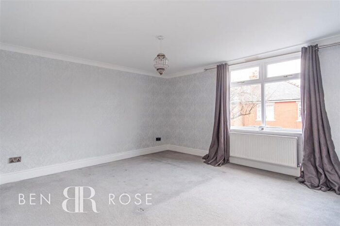 2 Bedroom End Of Terrace House For Sale In Cross Street, Leyland, PR25