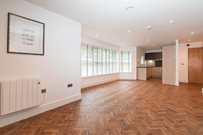 1 Bedroom Apartment To Rent In Cloth Halls, Spinning Acres Lane, Headingley, Leeds, LS6