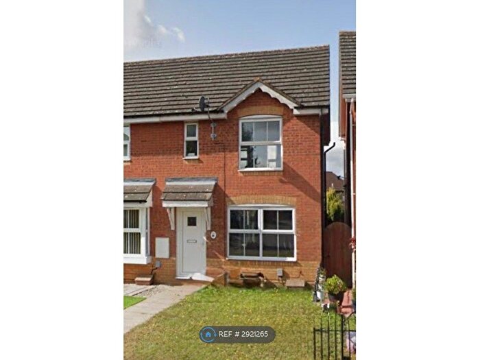 2 Bedroom Semi-Detached House To Rent In Wetherby Close, Stevenage, SG1