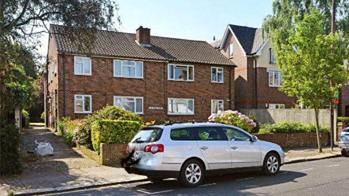2 Bedroom Flat To Rent In Ferncourt, Harrow, Greater London, HA1
