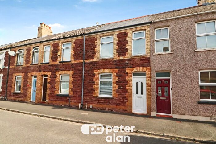 3 Bedroom Terraced House For Sale In Andrews Road, Cardiff, CF14