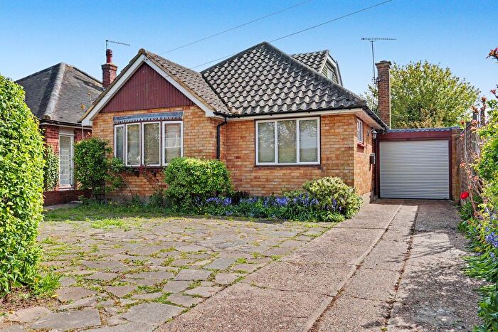3 Bedroom Detached Bungalow For Sale In Church Road, Shoeburyness, SS3
