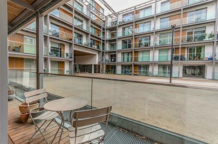 1 Bedroom Flat To Rent In Highbury Stadium Square, Highbury, London, N5
