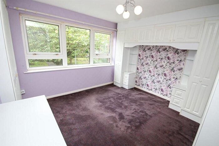 2 Bedroom Flat To Rent In Argosy Drive, Eccles, M30